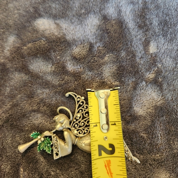 Vintage Angel Brooch Set Of 3 with Gold and Silver Tones - Picture 6 of 14